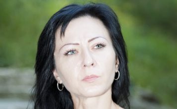 Ne tot împingem singuri…