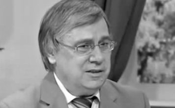 Minciuna ca politică de stat