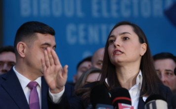 Oameni noi în politică