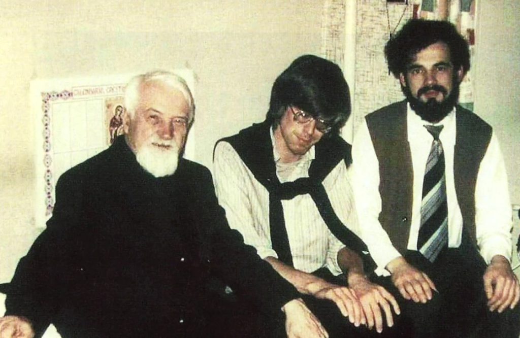 Viitorul patriarh Daniel alături de preotul Dumitru Stăniloae. Sursa: Adevărul.ro