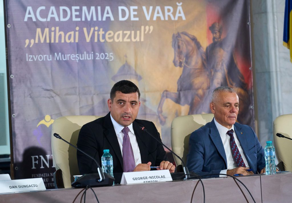 Extremistul George Simion la „Academia de vară Mihai Viteazul”, august 2025