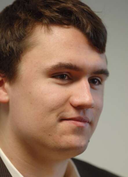 Charlie Kirk la 19 ani, când făcea primii pași în cariera de activist radical-conservator la capătul căreia avea să fie asasinat. Sursa foto: Daily Herald