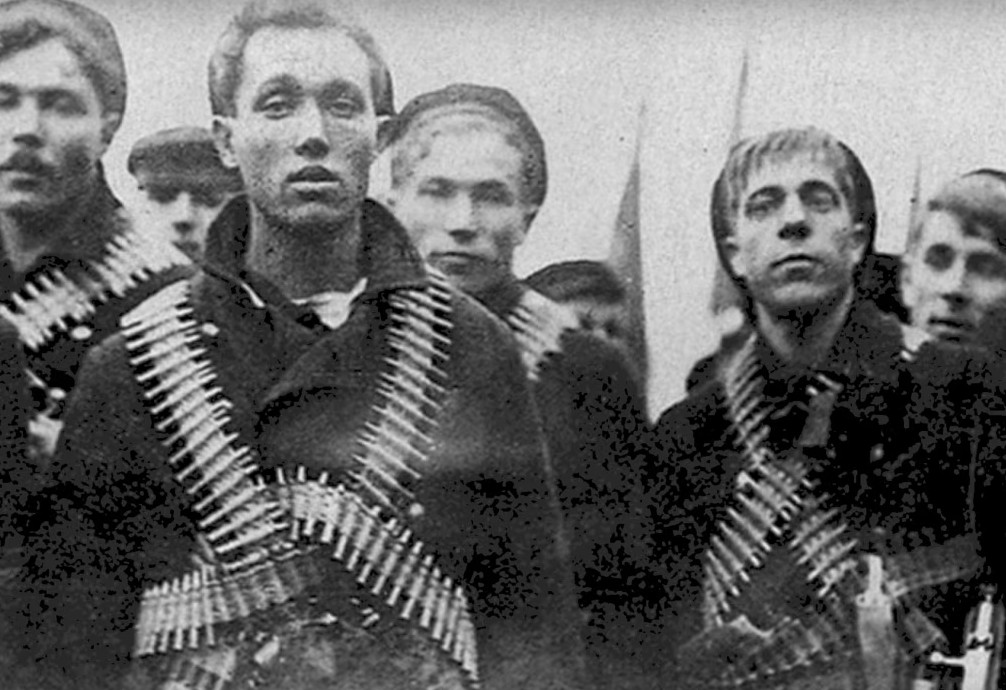Marinari sovietici de la baza navală Kronstadt în timpul revoltei împotriva guvernului bolșevic. Sursa foto: Radio Europa Liberă