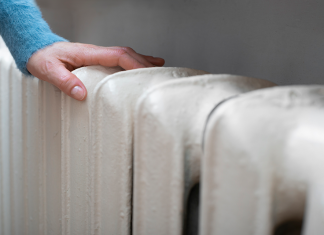 Cât costă încălzirea unei case cu o centrală pe peleți în 2025. Analiză pe baza datelor publicate de Dolinex