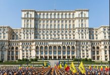 Despre tiranie: ideologia „României asediate” și miturile naționaliste ale AUR