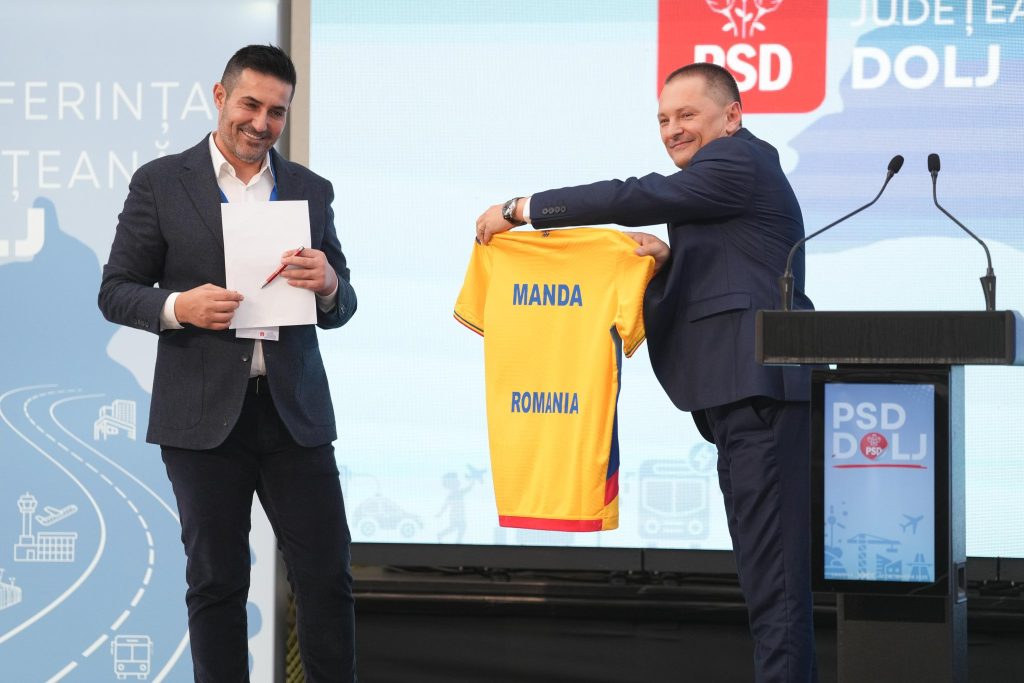 Claudiu Manda și Cosmin Vasile (Președintele Consiliului Județean Dolj). Sursa: Facebook