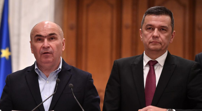 Calculele moțiunii: PSD a căzut în cursă, Bolojan și USR câștigă în toate variantele! Urmează ciocnirea lui Nicușor Dan cu USR și Bolojan