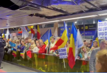 Săptămâna nebunilor: Șoșoacă a blocat aeroportul! / ”S-ar putea să mă ridice cu macaraua”