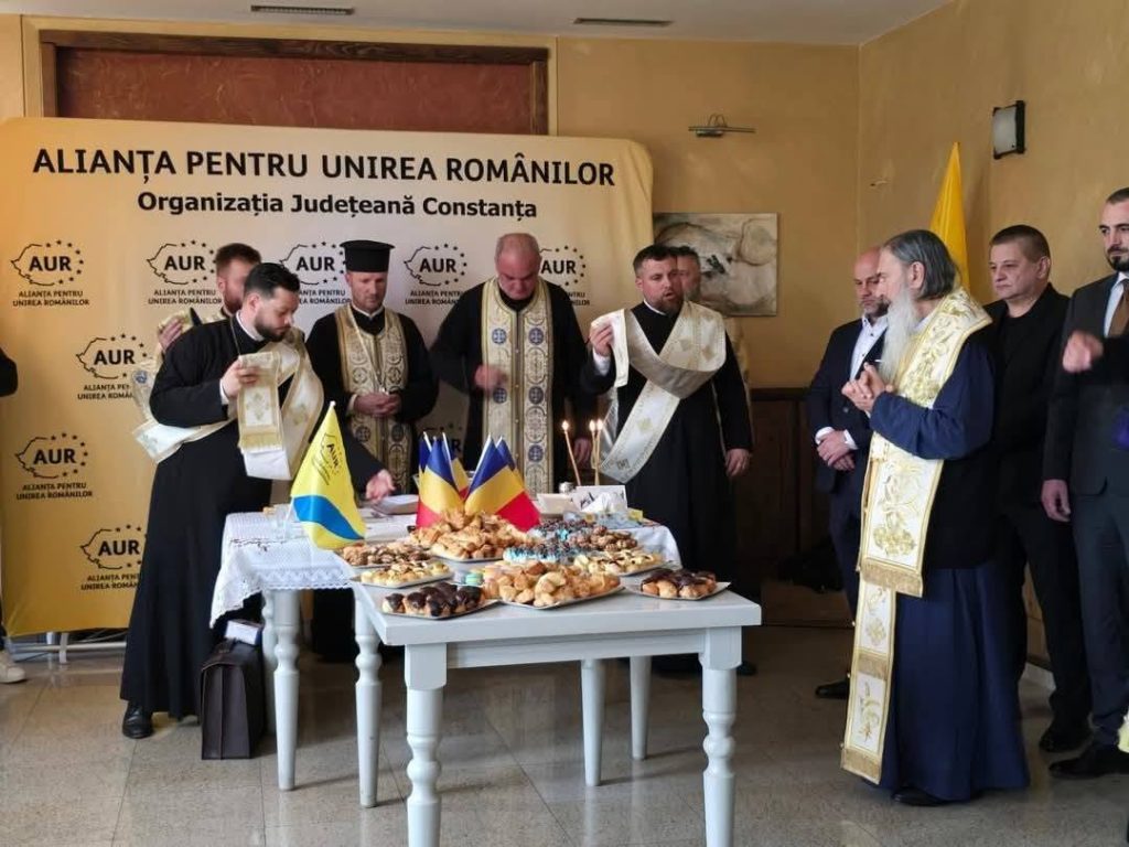 IPS Teodosie al Tomisului la slujba de sfințire a sediului AUR Constanța. FOTO: Facebook