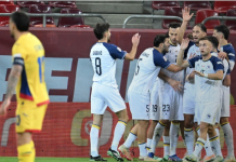 România – Bosnia 2-4: Hagi a vrut ”să facă bine”, dar a bulibășit echipa națională. A confundat meciurile oficiale cu miuța din cantonament