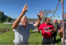 VIDEO. Călin Georgescu, alungat de vasluieni și din fabrică, și din biserică. Huiduit la Podul Înalt: „Să plece cu circul şi maimuţăreala!”